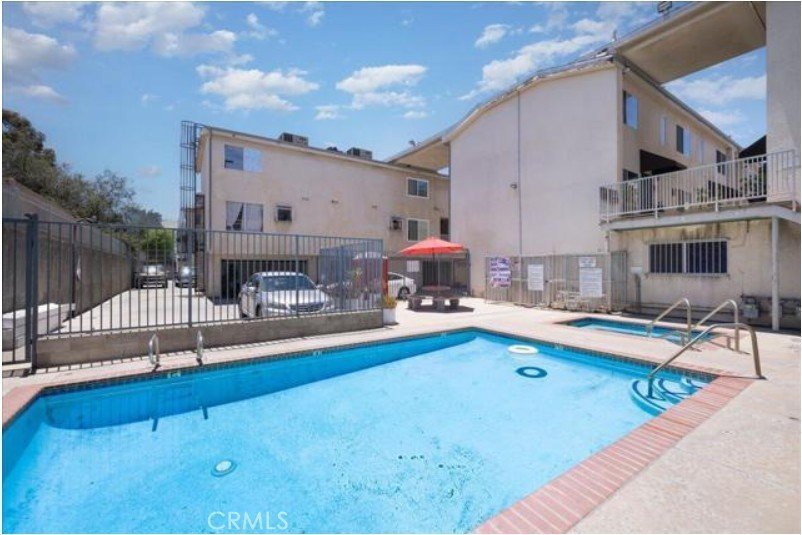 8800 Burnet 12 North Hills CA 91343 42 8800 Burnet 12 North Hills CA 91343