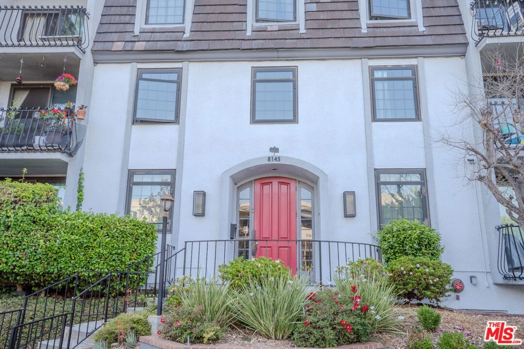8145 Redlands Street 205 Playa Del Rey CA 90293 34 8145 Redlands Street 205 Playa Del Rey CA 90293