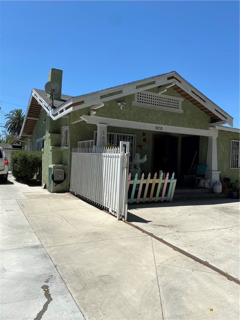1650 W 39th Place Los Angeles CA 90062 7 1650 W 39th Place Los Angeles CA 90062