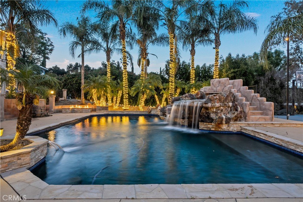 9735 Baden Chatsworth CA 91311 60 9735 Baden Chatsworth CA 91311