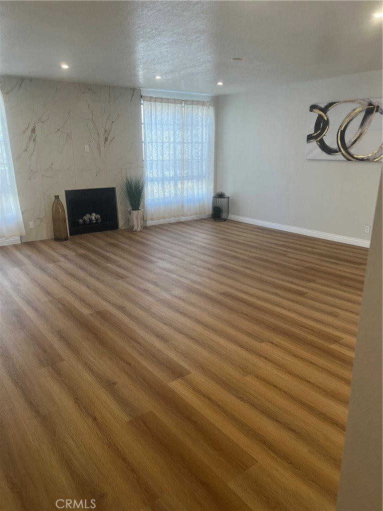 15150 Dickens Ave 203 Sherman Oaks CA 91403 18 15150 Dickens Ave 203 Sherman Oaks CA 91403
