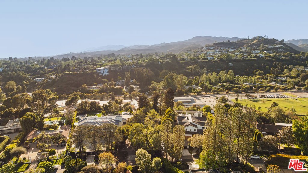 121 S Rockingham Avenue Los Angeles CA 90049 13 121 S Rockingham Avenue Los Angeles CA 90049