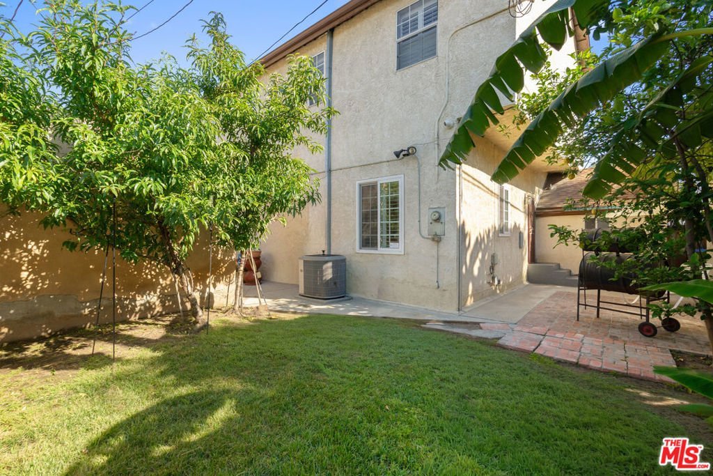 5359 Saturn Street Los Angeles CA 90019 44 5359 Saturn Street Los Angeles CA 90019