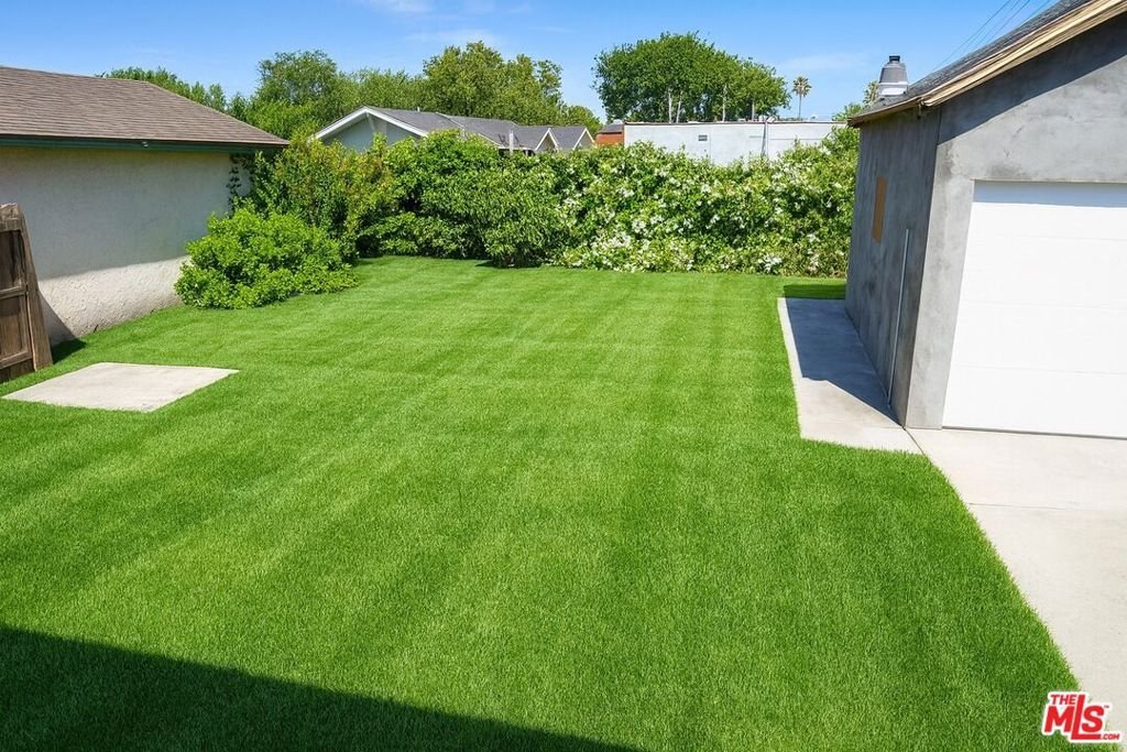 5738 Chesley Avenue Los Angeles CA 90043 15 5738 Chesley Avenue Los Angeles CA 90043