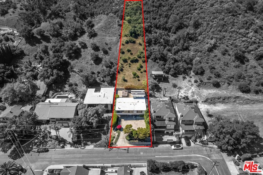 8554 Day Street Sunland CA 91040 32 8554 Day Street Sunland CA 91040