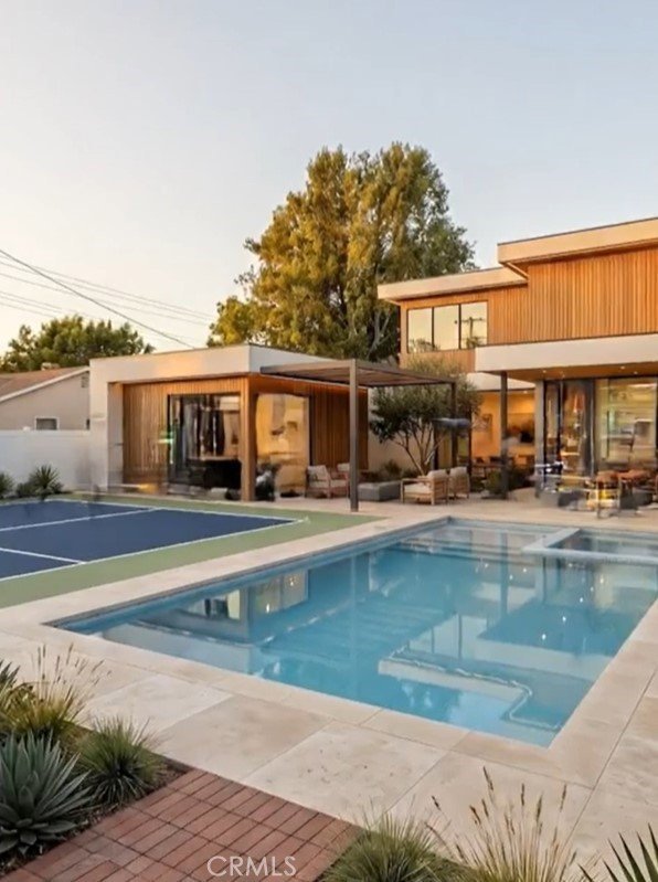 5710 Cantaloupe Valley Glen CA 91401 29 5710 Cantaloupe Valley Glen CA 91401