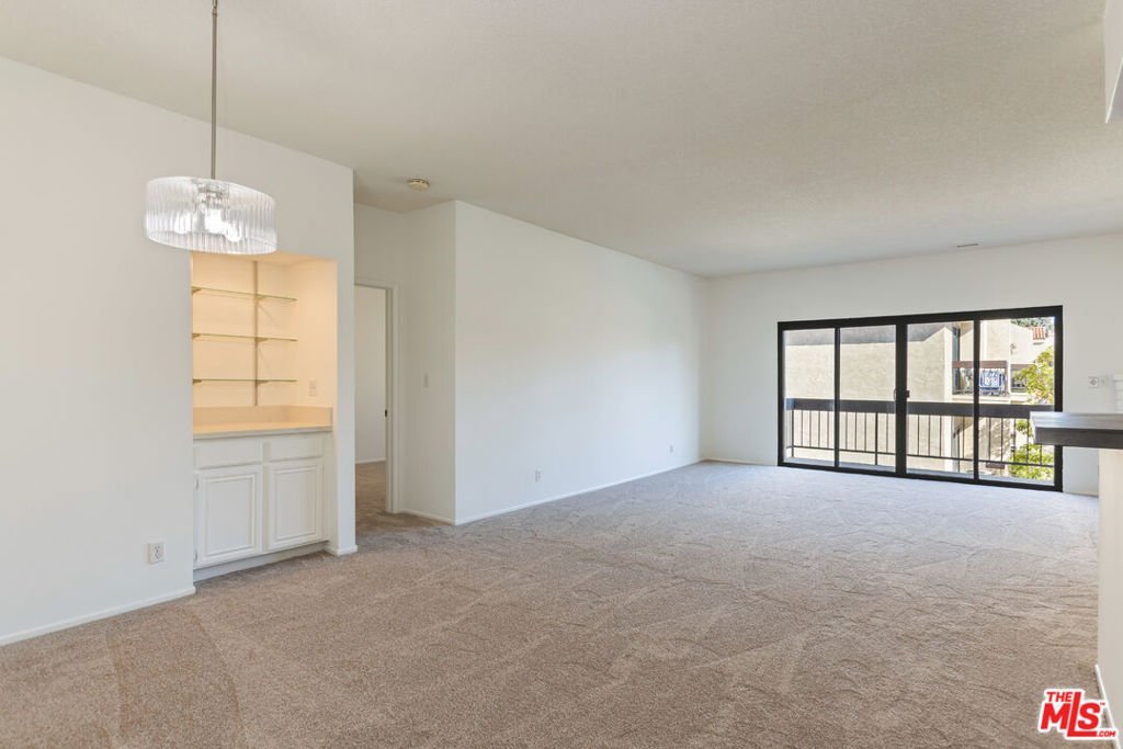 8180 Manitoba Street 304 Playa Del Rey CA 90293 30 8180 Manitoba Street 304 Playa Del Rey CA 90293
