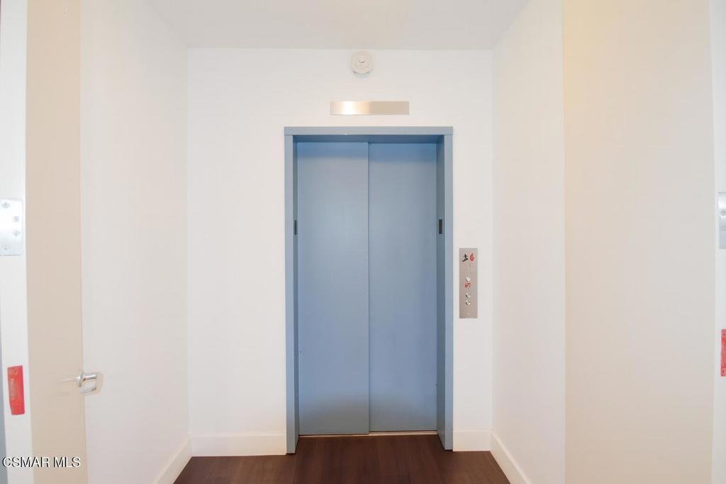 5350 White Oak Avenue 105 Encino CA 91316 42 5350 White Oak Avenue 105 Encino CA 91316