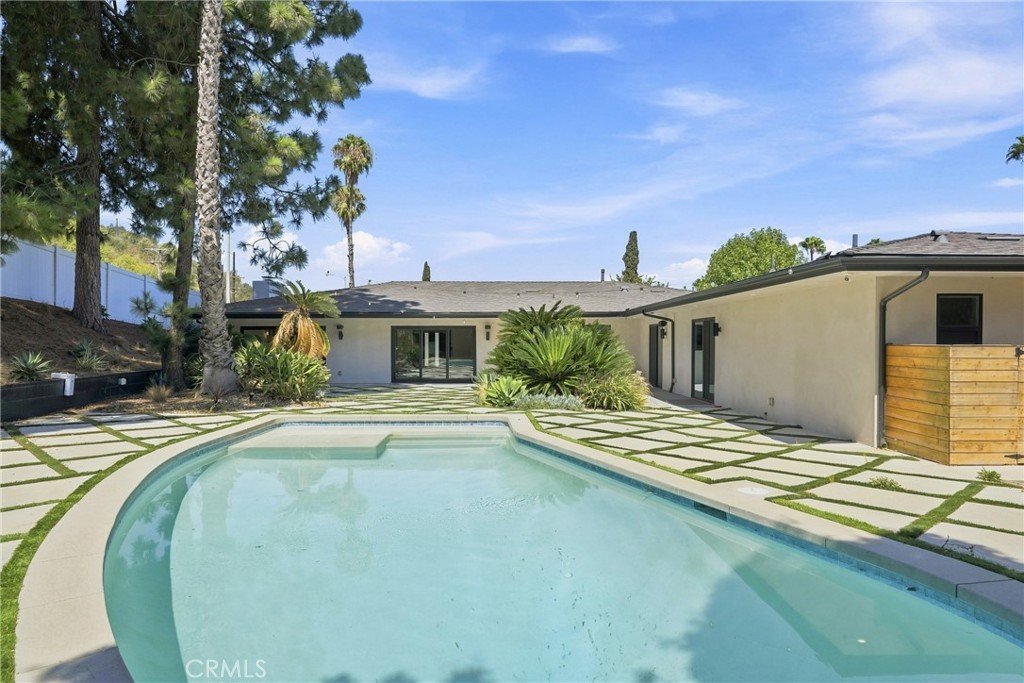 2950 Dona Emilia Drive Studio City CA 91604 64 2950 Dona Emilia Drive Studio City CA 91604