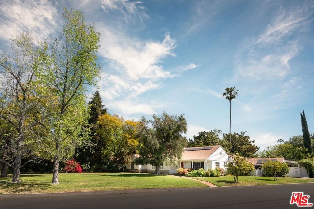 6514 Langdon Avenue Van Nuys CA 91406 28 6514 Langdon Avenue Van Nuys CA 91406
