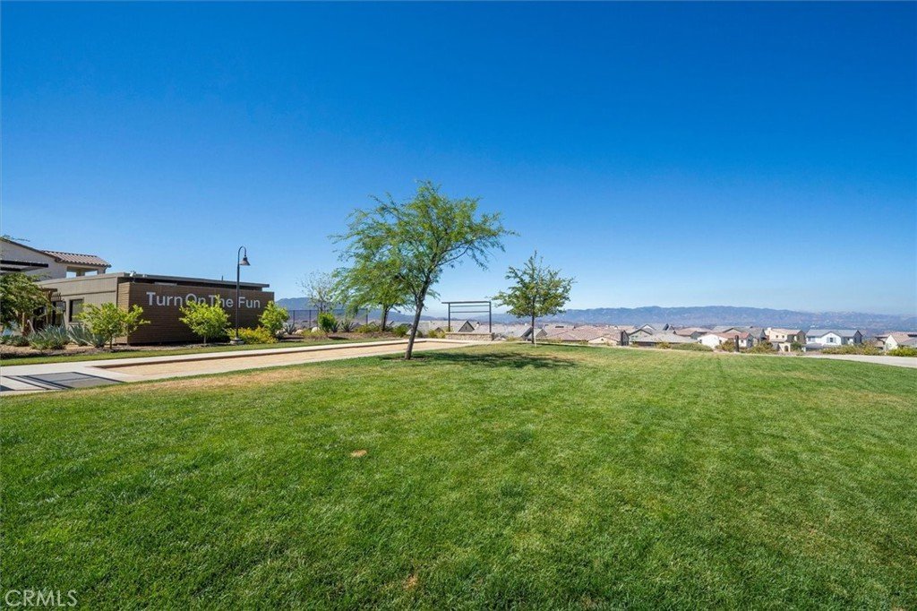 28455 Ascent Saugus CA 91350 60 28455 Ascent Saugus CA 91350