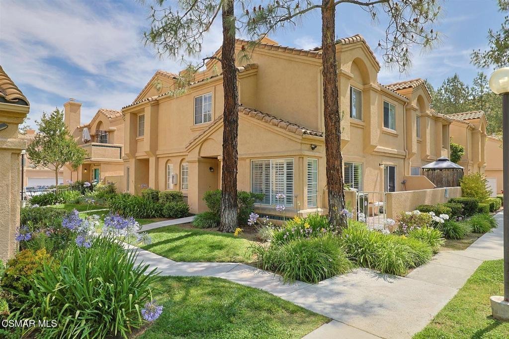 18742 Vista Del Canon A Newhall CA 91321 35 18742 Vista Del Canon A Newhall CA 91321