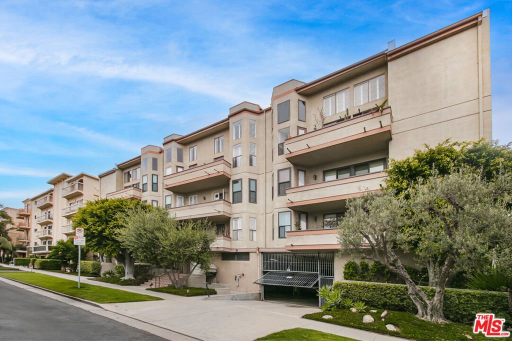 2332 Fox Hills Drive 305 Los Angeles CA 90064 40 2332 Fox Hills Drive 305 Los Angeles CA 90064