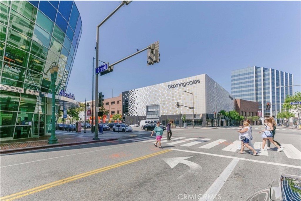 230 S Jackson 206 Glendale CA 91205 21 230 S Jackson 206 Glendale CA 91205