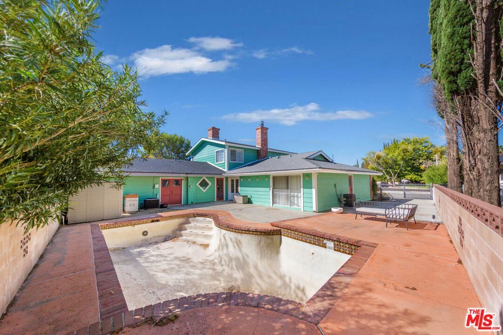 39752 Makin Palmdale CA 93551 16 39752 Makin Palmdale CA 93551