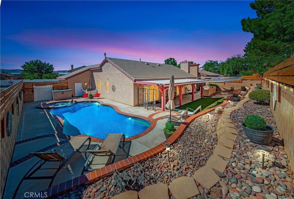 39943 Penina Palmdale CA 93551 75 39943 Penina Palmdale CA 93551