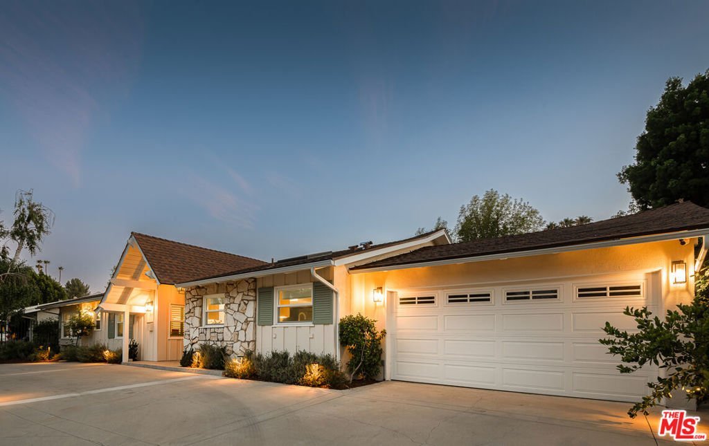 4731 Deseret Drive Woodland Hills CA 91364 73 4731 Deseret Drive Woodland Hills CA 91364