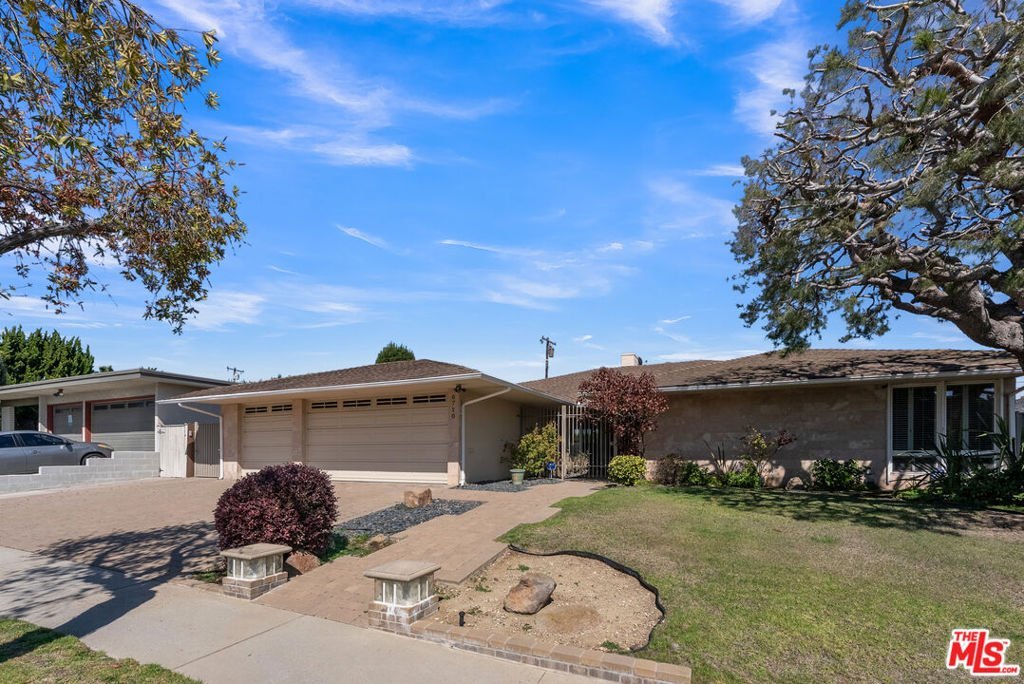 6710 S Holt Avenue Los Angeles CA 90056 36 6710 S Holt Avenue Los Angeles CA 90056