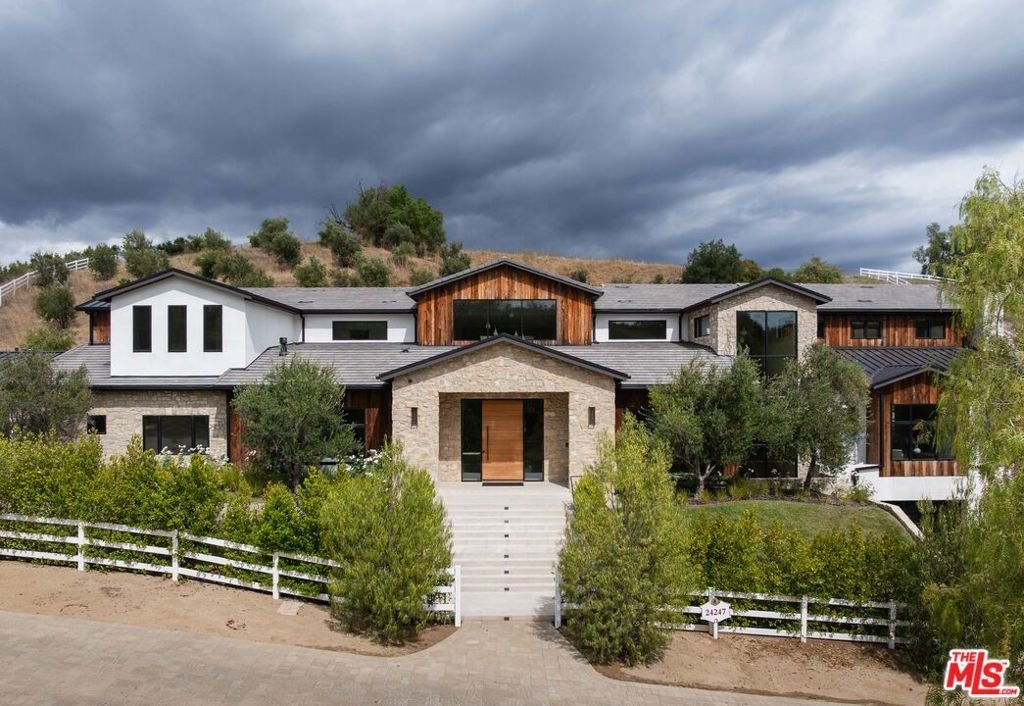 24247 Bridle Trail Road Hidden Hills CA 91302 26 24247 Bridle Trail Road Hidden Hills CA 91302