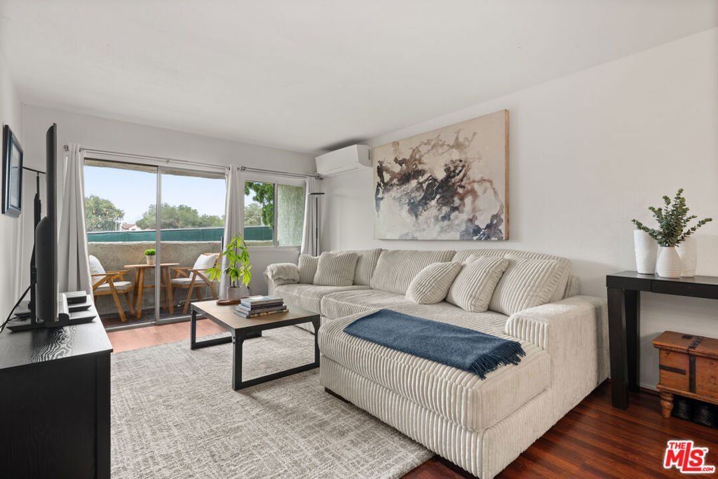4900 Overland Avenue 196 Culver City CA 90230 19 4900 Overland Avenue 196 Culver City CA 90230