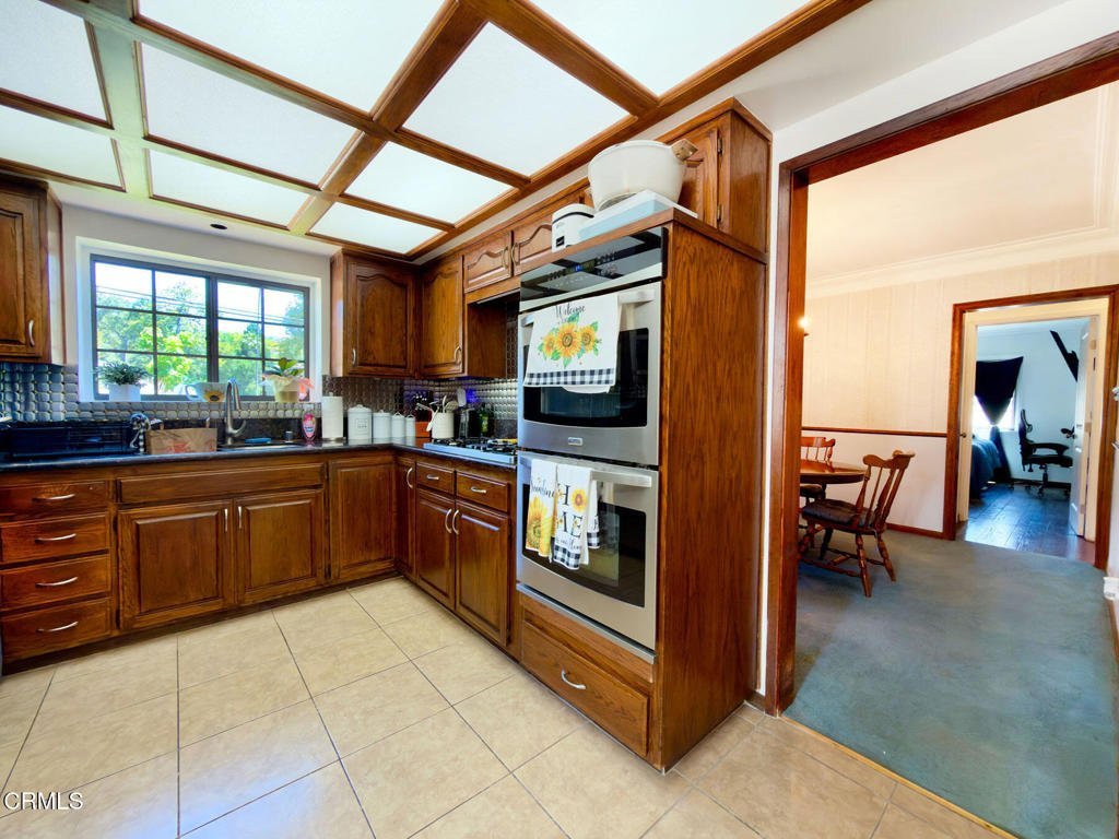 1474 Hillside Drive Glendale CA 91208 28 1474 Hillside Drive Glendale CA 91208