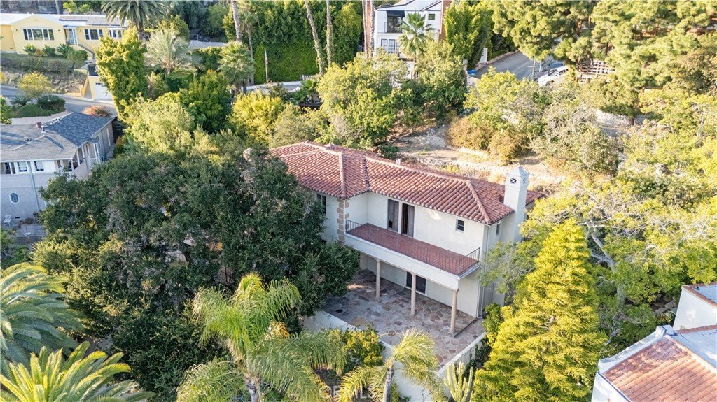 1968 N Wilton Los Angeles CA 90068 44 1968 N Wilton Los Angeles CA 90068