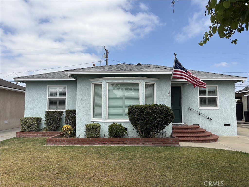 4733 Dunrobin Avenue Lakewood CA 90713 18 4733 Dunrobin Avenue Lakewood CA 90713