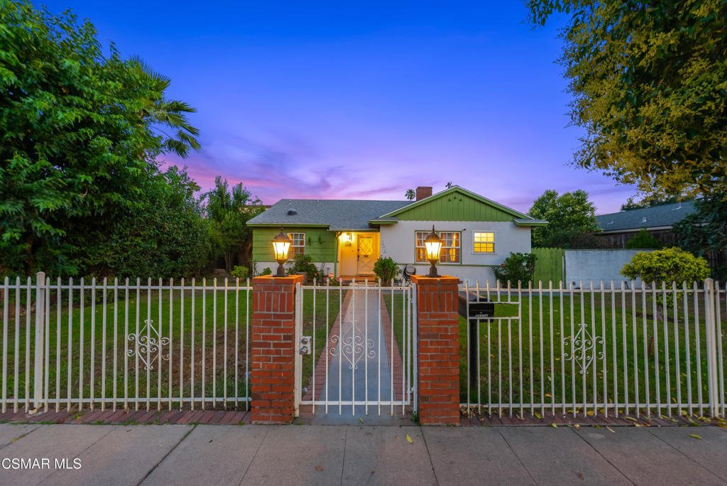 20428 Roscoe Boulevard Winnetka CA 91306 35 20428 Roscoe Boulevard Winnetka CA 91306