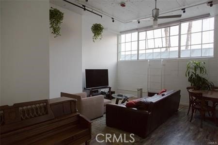 420 S San Pedro 222 Los Angeles CA 90013 3 420 S San Pedro 222 Los Angeles CA 90013