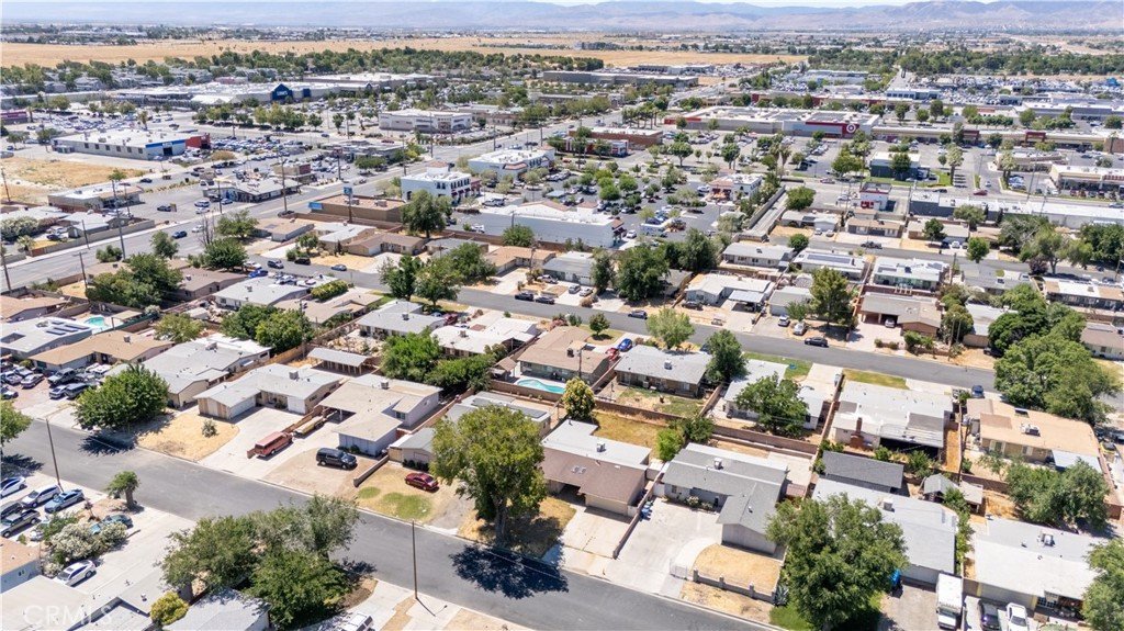 1039 W Avenue J-14 Lancaster CA 93534 36 1039 W Avenue J-14 Lancaster CA 93534