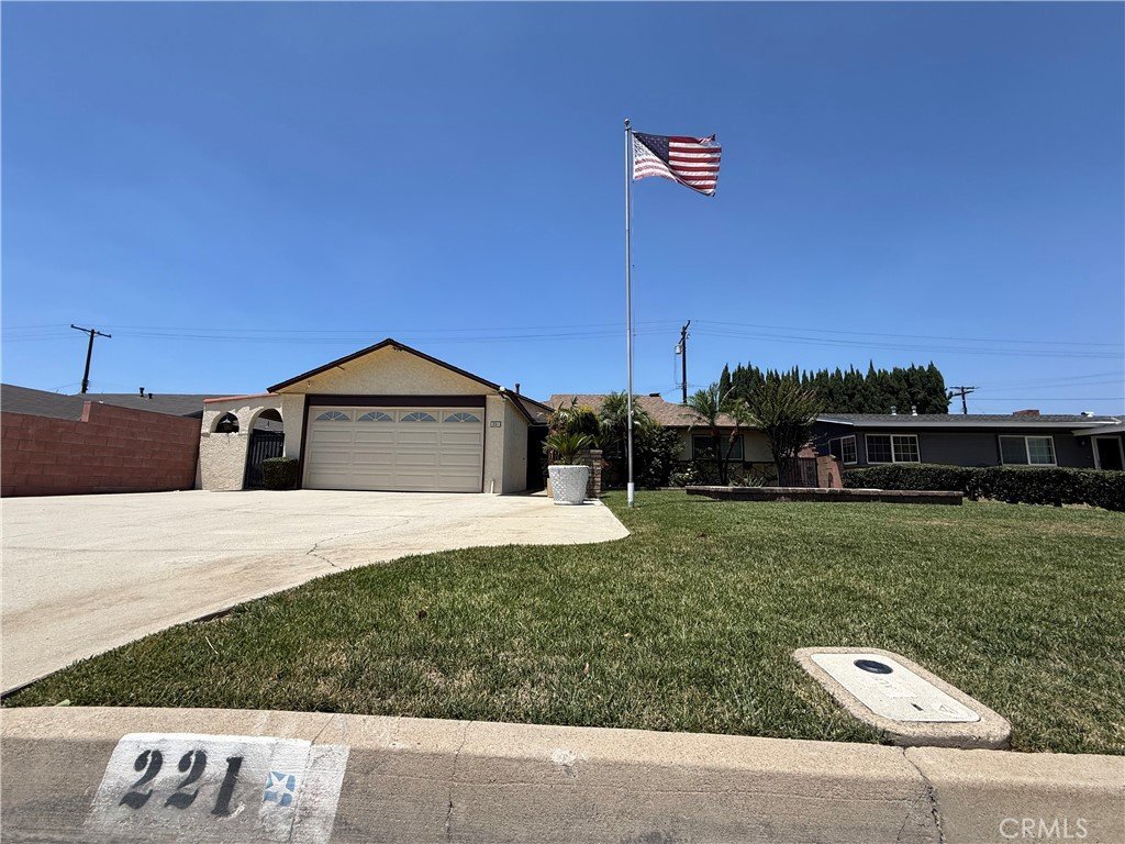 221 S Ranburn Azusa CA 91702 7 221 S Ranburn Azusa CA 91702