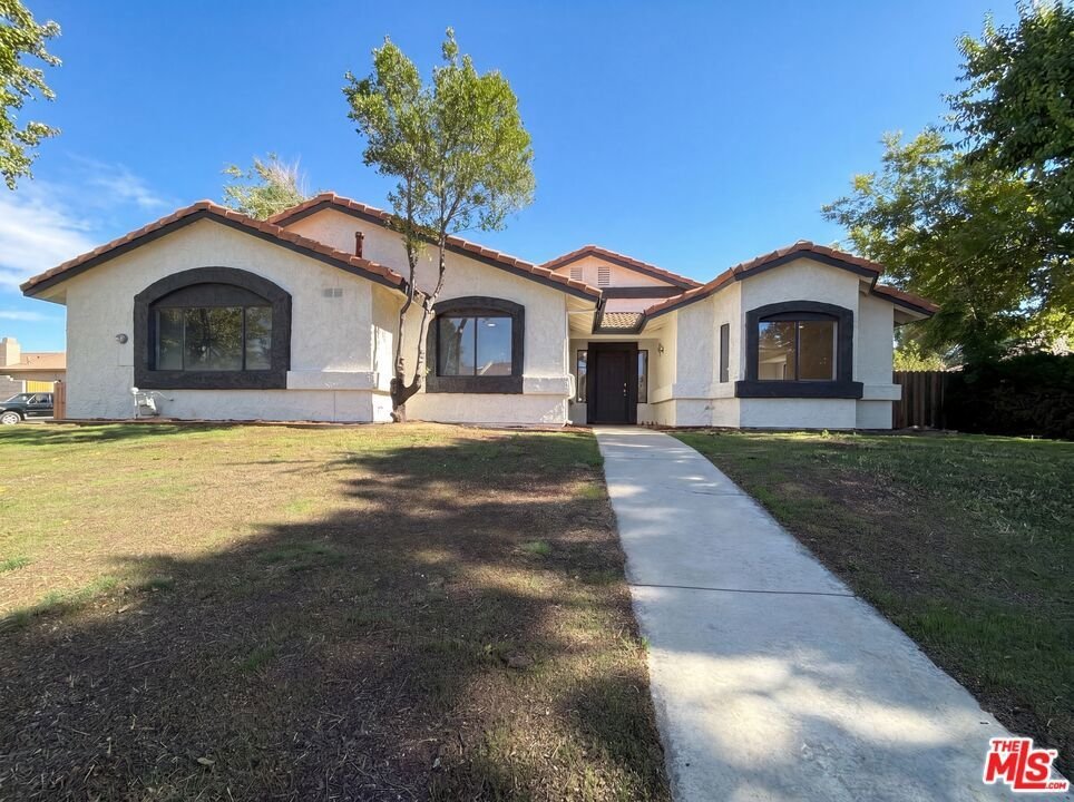 42355 Willeta Avenue Lancaster CA 93536 25 42355 Willeta Avenue Lancaster CA 93536