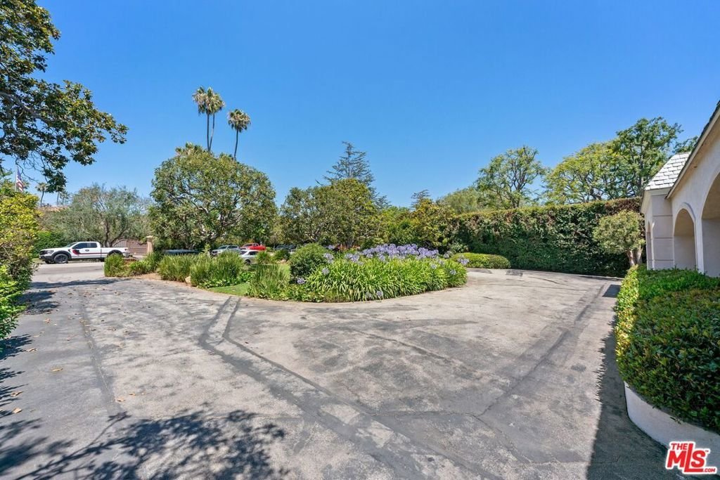 240 S Bristol Avenue Los Angeles CA 90049 56 240 S Bristol Avenue Los Angeles CA 90049