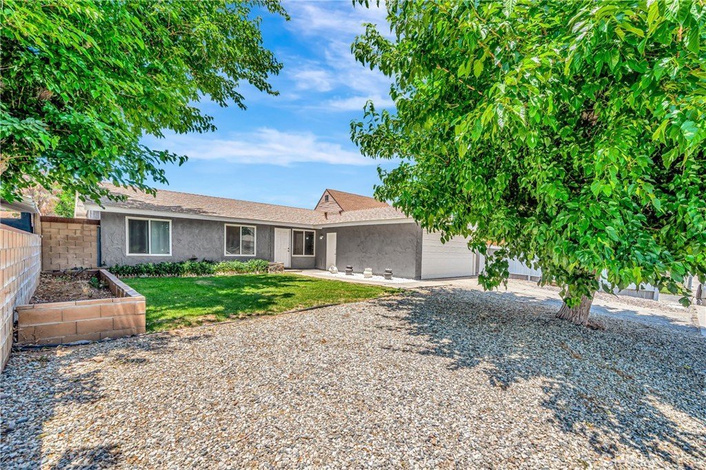 42921 Alep Lancaster CA 93536 37 42921 Alep Lancaster CA 93536