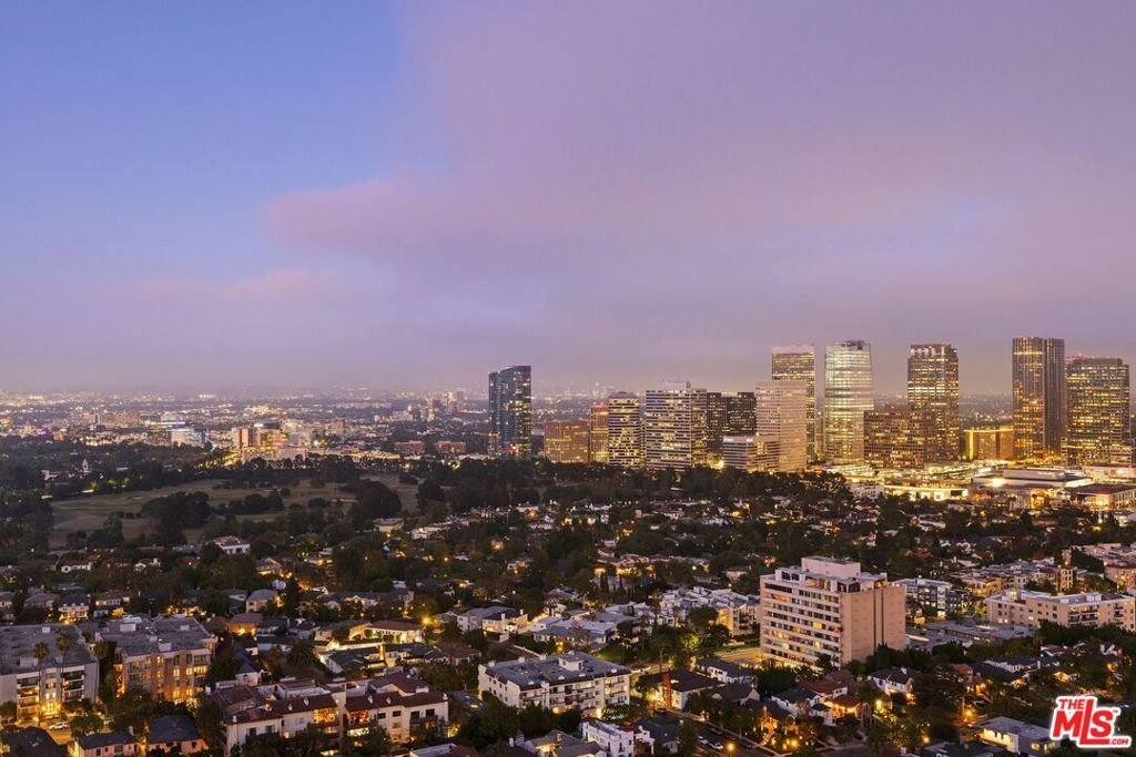 10490 Wilshire Boulevard PH4 Los Angeles CA 90024 40 10490 Wilshire Boulevard PH4 Los Angeles CA 90024
