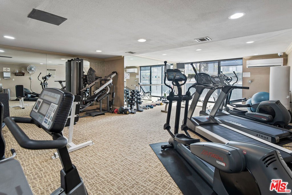4600 Via Dolce 305 Marina Del Rey CA 90292 45 4600 Via Dolce 305 Marina Del Rey CA 90292