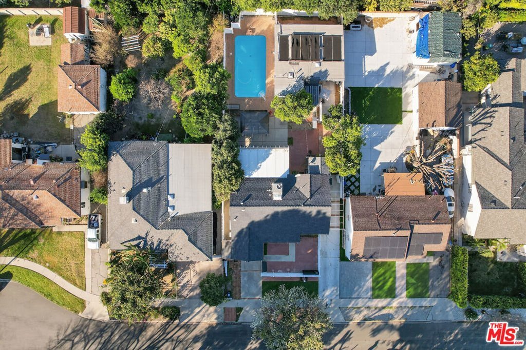 18813 Cantlay Street Reseda CA 91335 15 18813 Cantlay Street Reseda CA 91335