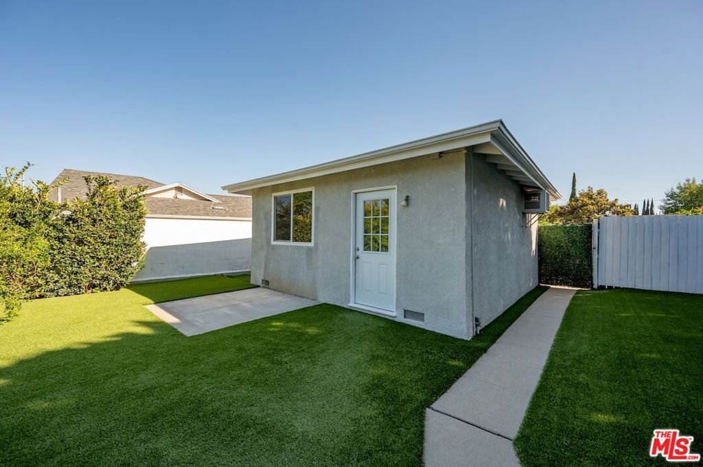 10900 Whitaker Avenue Granada Hills CA 91344 37 10900 Whitaker Avenue Granada Hills CA 91344
