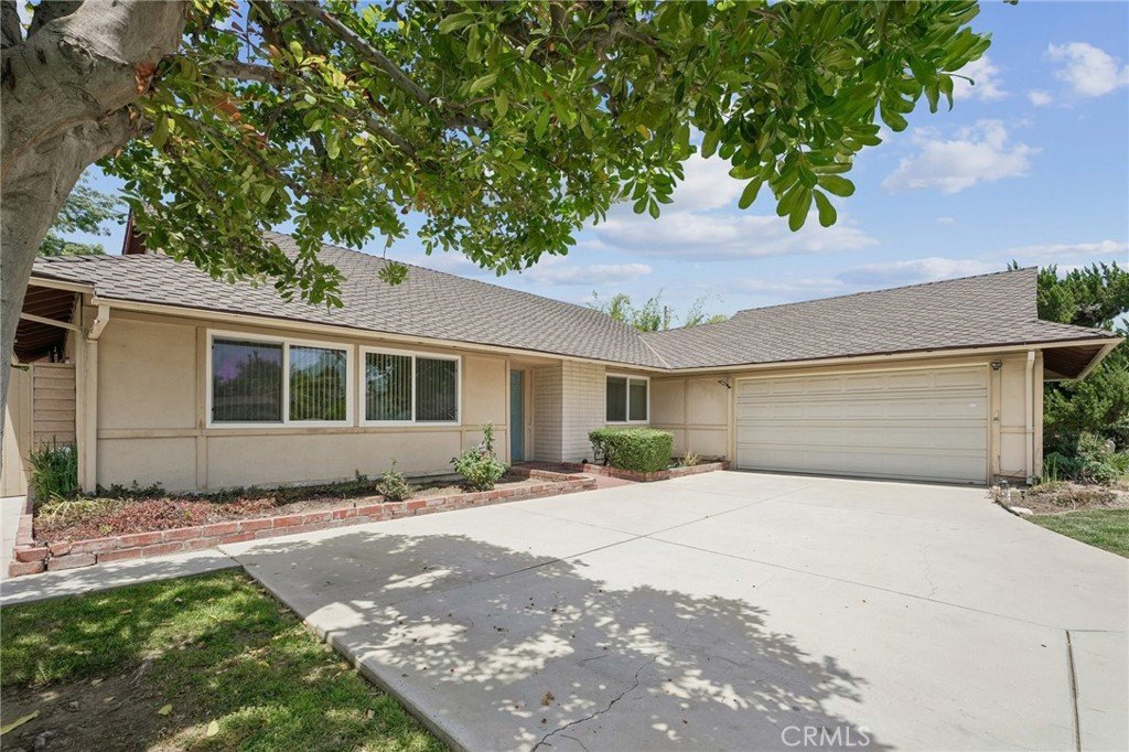 22259 Bassett Canoga Park CA 91303 35 22259 Bassett Canoga Park CA 91303