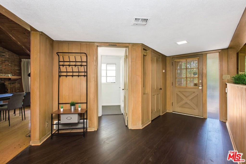 19471 Rosita Street Tarzana CA 91356 33 19471 Rosita Street Tarzana CA 91356