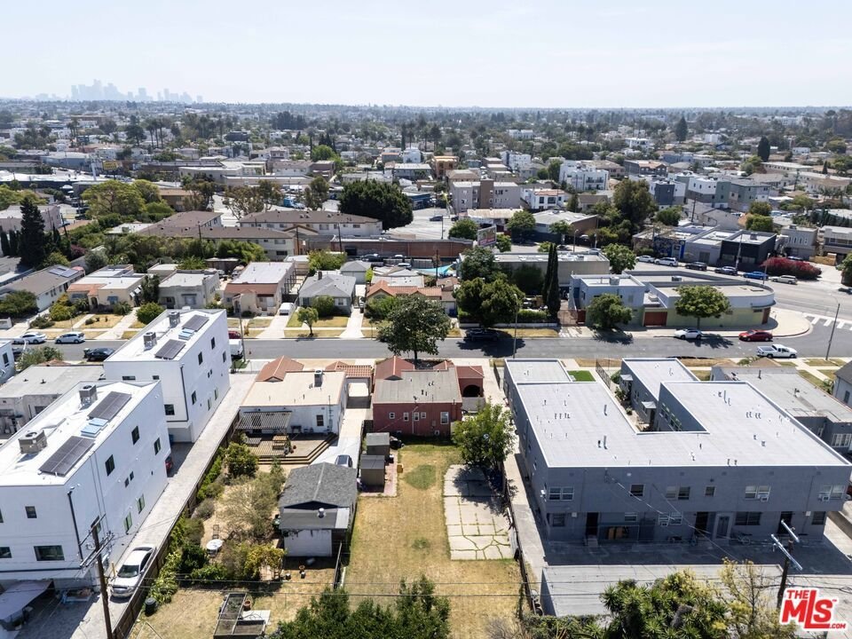 1929 Carmona Avenue Los Angeles CA 90016 5 1929 Carmona Avenue Los Angeles CA 90016