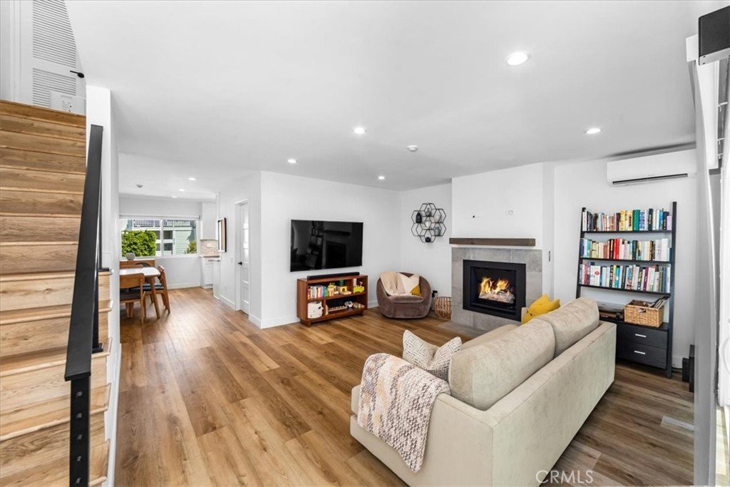 2120 Dufour 6 Redondo Beach CA 90278 21 2120 Dufour 6 Redondo Beach CA 90278