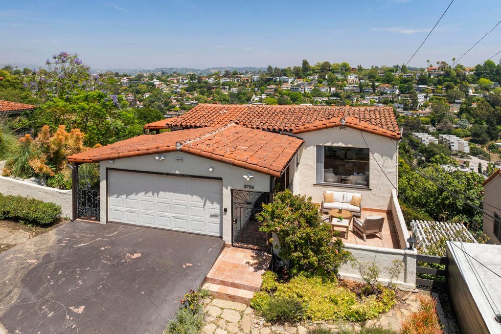 3756 Clayton Avenue W Los Angeles CA 90027 43 3756 Clayton Avenue W Los Angeles CA 90027