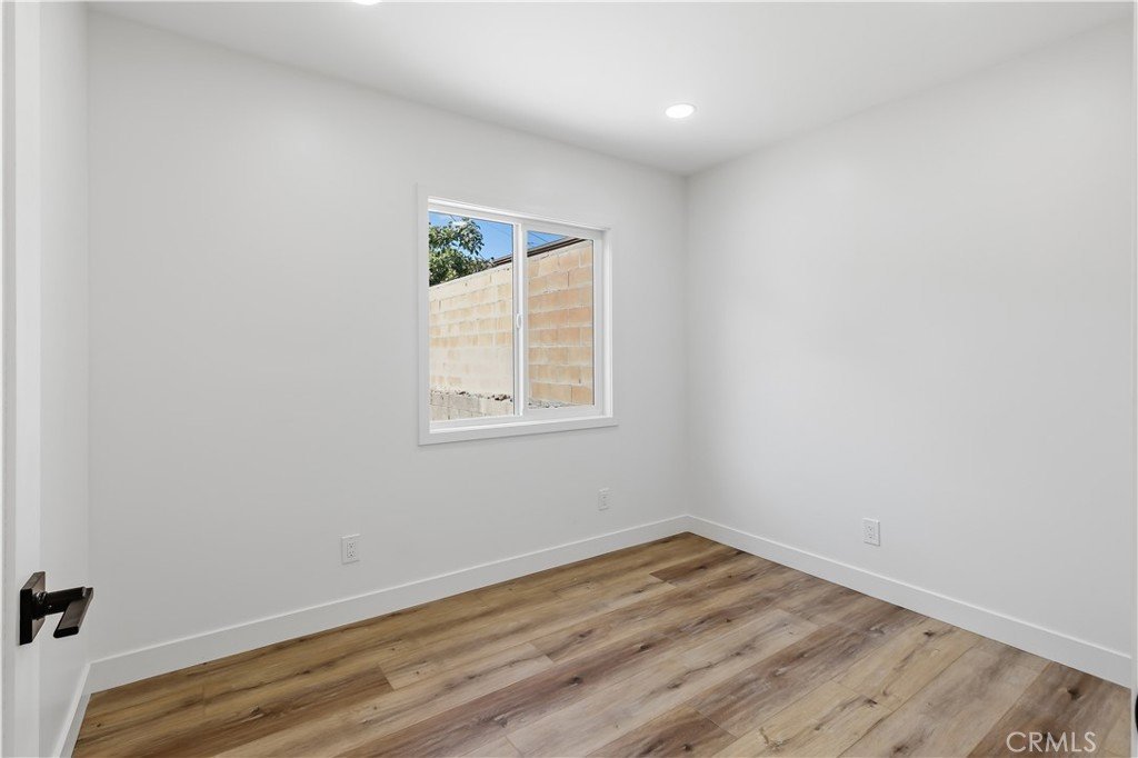 11018 S Chanera Inglewood CA 90303 33 11018 S Chanera Inglewood CA 90303