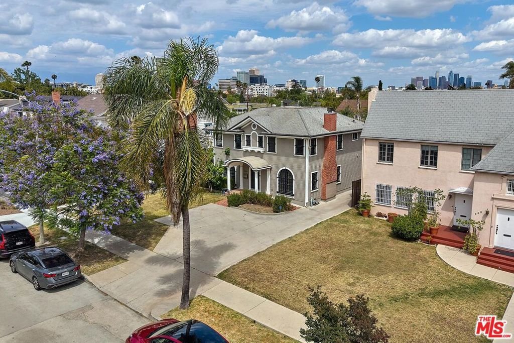 860 S Norton Avenue Los Angeles CA 90005 54 860 S Norton Avenue Los Angeles CA 90005