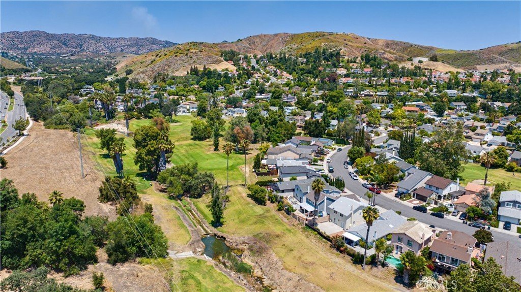 5877 Cape Horn Agoura Hills CA 91301 48 5877 Cape Horn Agoura Hills CA 91301