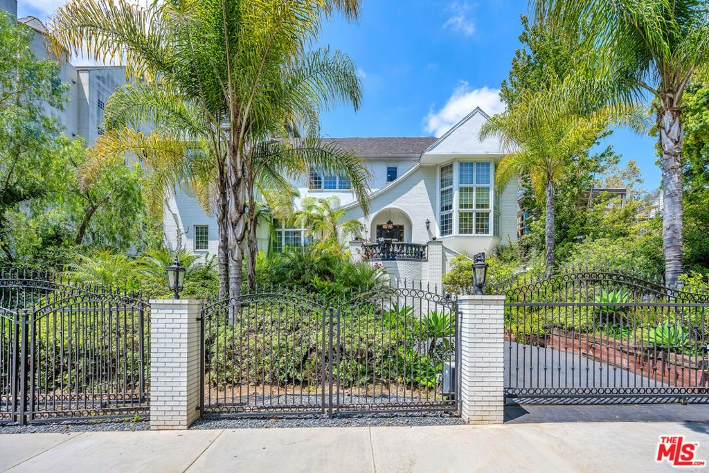 851 Devon Avenue Los Angeles CA 90024 68 851 Devon Avenue Los Angeles CA 90024