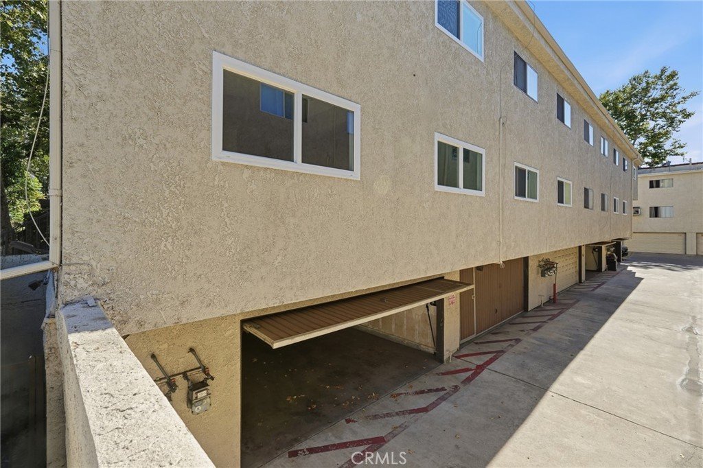 7439 Woodman Avenue 54 Van Nuys CA 91405 37 7439 Woodman Avenue 54 Van Nuys CA 91405