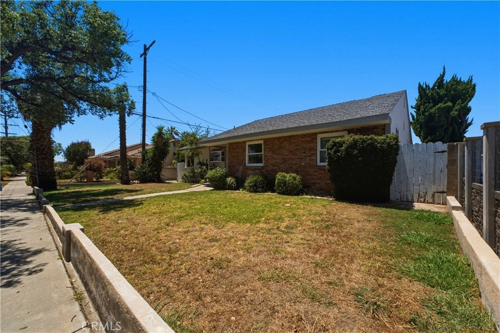10249 Lemona Avenue San Fernando CA 91345 46 10249 Lemona Avenue San Fernando CA 91345