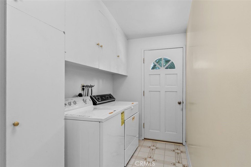 4500 Callada Place Tarzana CA 91356 31 4500 Callada Place Tarzana CA 91356